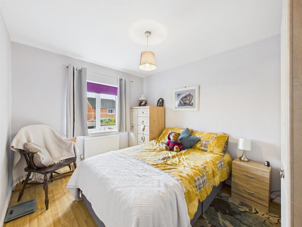 Bedroom: