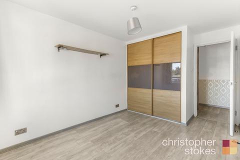 16, Claire Court Springfield Road, Cheshunt, Waltham Cross, EN8 8TD