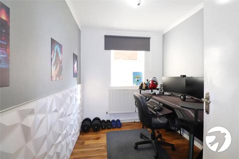 33 Heathdene Drive, Belvedere, DA17 6HY