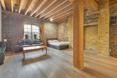 Studio to rent, Port East Apartments, 12 Hertsmere Road, London