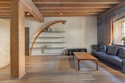 Studio to rent, Port East Apartments, 12 Hertsmere Road, London