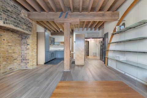 Studio to rent, Port East Apartments, 12 Hertsmere Road, London