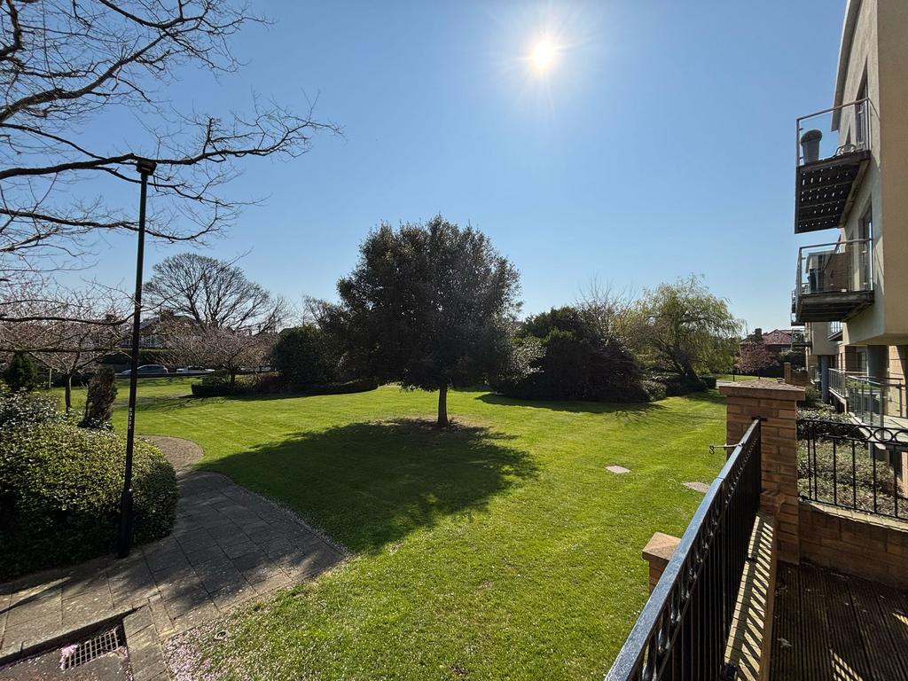 Communal gardens