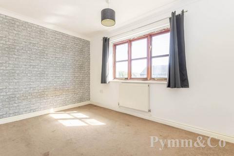 2 bedroom terraced house for sale, Taverham, Norwich NR8