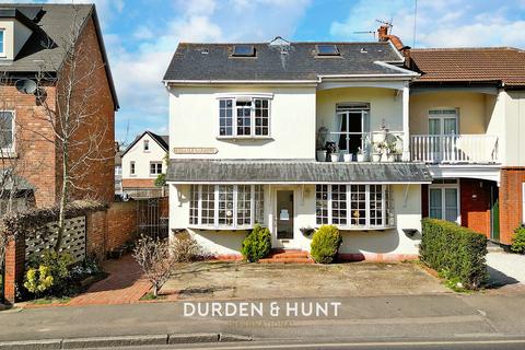 undefined, St. Marys Lane, Upminster, RM14