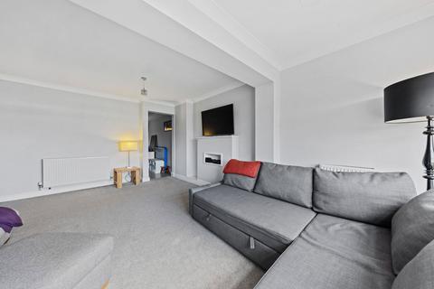 1 Harding Close, Kettering, NN15 5DQ