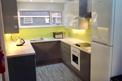 4 bedroom house to rent, 3, Leeson Wlk, B17 0LU
