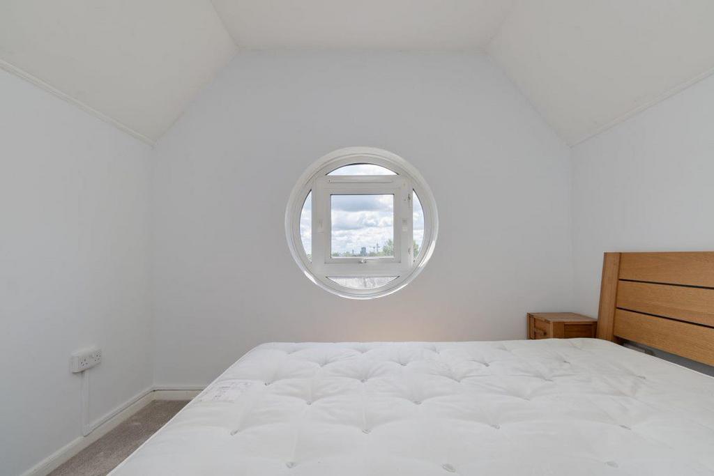 Bedroom 3.jpg