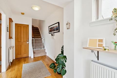 96 Galbraith Drive, Milngavie, Glasgow, G62 6NE