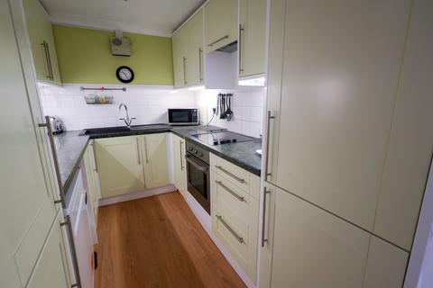 1 bedroom ground floor flat for sale, Ground Floor, Private Garden & Extended Lease