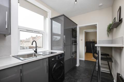 22 Clermiston Green, Edinburgh, EH4 7PA