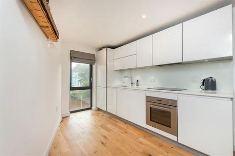 1 bedroom flat for sale, Eythorne Road, London SW9