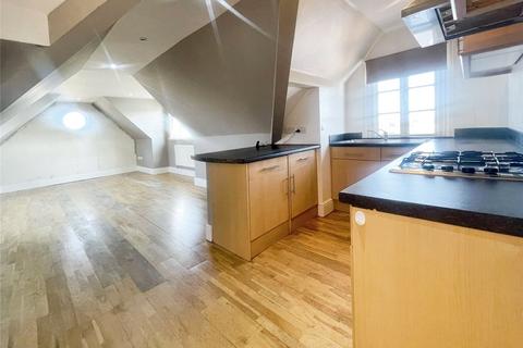 2 bedroom flat to rent, Moat Lane, Erith DA8