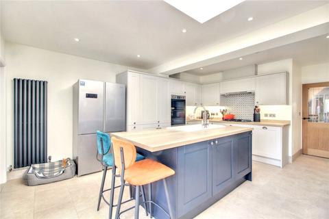 15 Caistor Lane, Poringland, Norwich, NR14 7QT