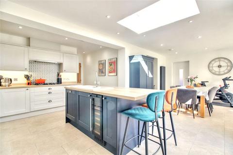 15 Caistor Lane, Poringland, Norwich, NR14 7QT