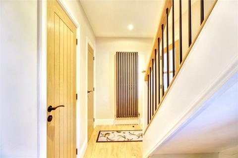 15 Caistor Lane, Poringland, Norwich, NR14 7QT