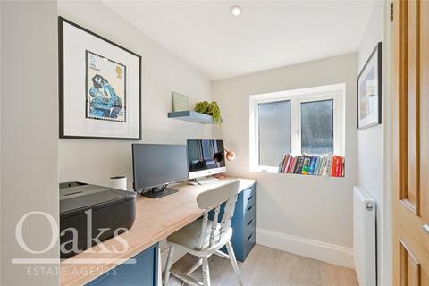 61 Watcombe Road, London, SE25 4XA