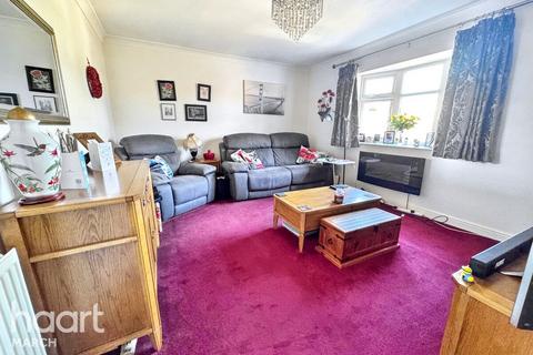 2 bedroom detached bungalow for sale, Meadowlands, March