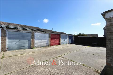 3 bedroom terraced house for sale, Mottram Close, Ipswich, Suffolk, IP2