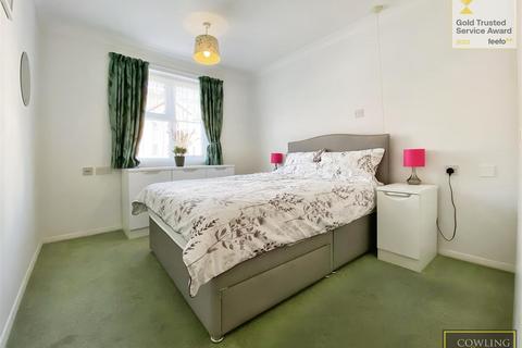 1 bedroom retirement property for sale, Stilemans, Wickford
