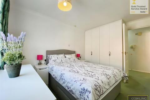 1 bedroom retirement property for sale, Stilemans, Wickford