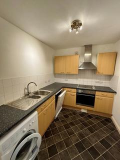 2 bedroom flat to rent, The Triangle, Bournemouth
