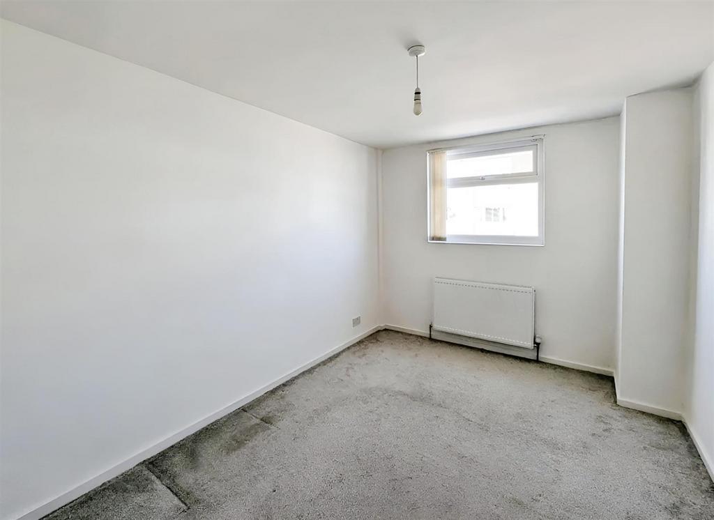 28bab71d-BEDROOM.jpg