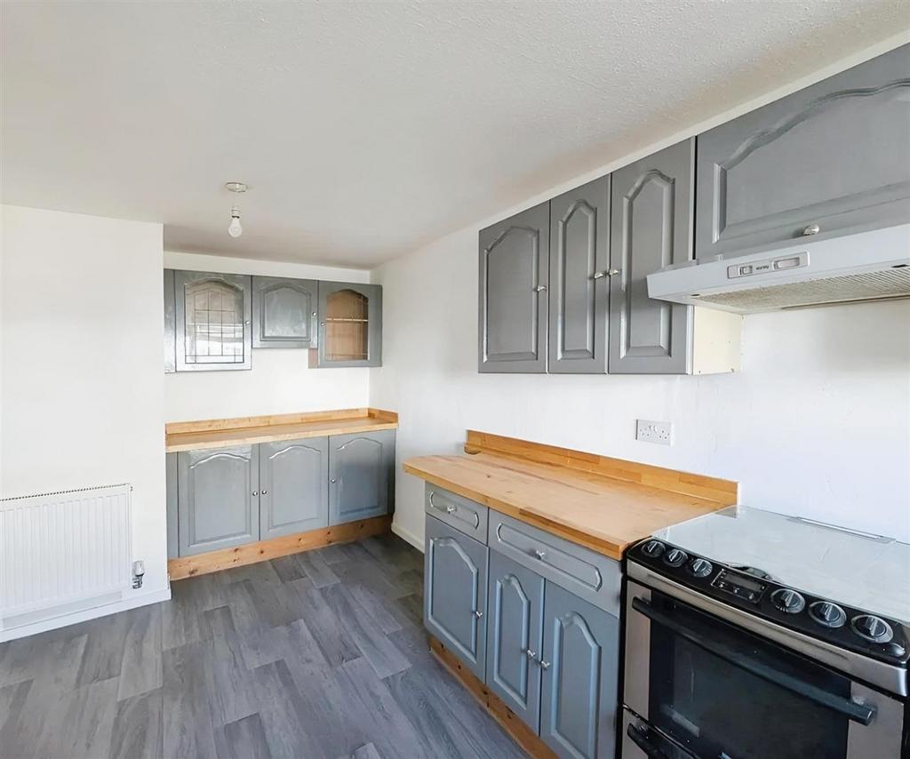 57f1f920-KITCHEN 202.jpg