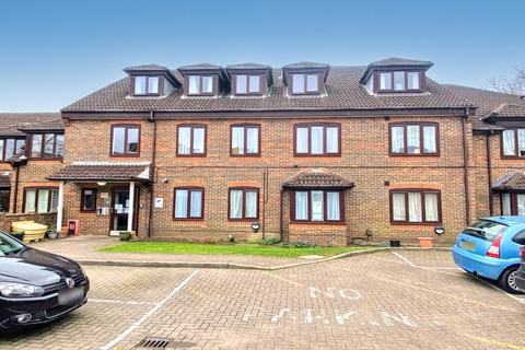 1 bedroom retirement property for sale, Barnetts Court, Corbins Lane, Harrow HA2 8EU
