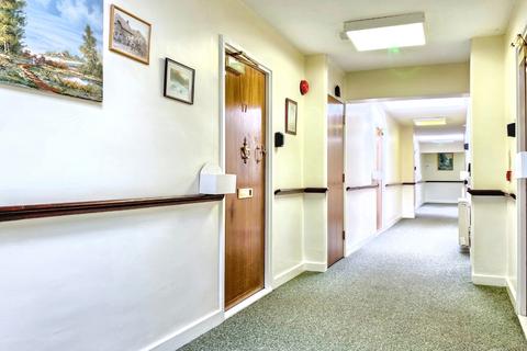 1 bedroom retirement property for sale, Barnetts Court, Corbins Lane, Harrow HA2 8EU