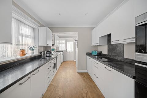 10 Leander Drive, Gravesend, DA12 4NE