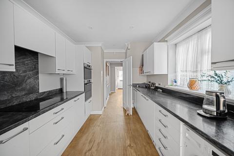10 Leander Drive, Gravesend, DA12 4NE