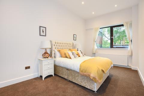 2 bedroom flat to rent, Oak House, Harvest Crescent, Fleet, GU51