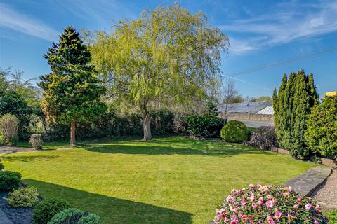 3 bedroom detached bungalow for sale, Green Lane, Wakefield WF4