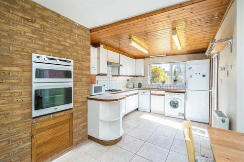 4 bedroom house for sale, Brightfield Road, London SE12