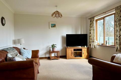 14 Forth Gwedhen, Helston, TR13 8FL