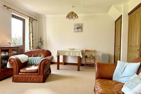 14 Forth Gwedhen, Helston, TR13 8FL