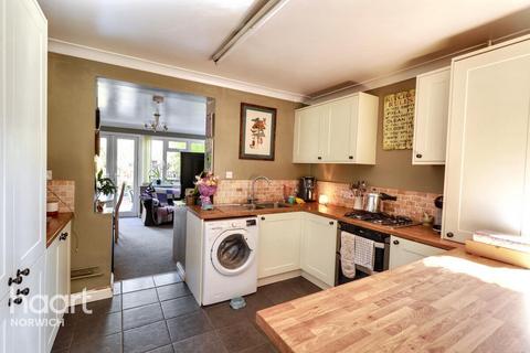 27 Clarkson Road, Norwich, NR5 8EE