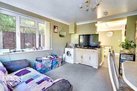 27 Clarkson Road, Norwich, NR5 8EE