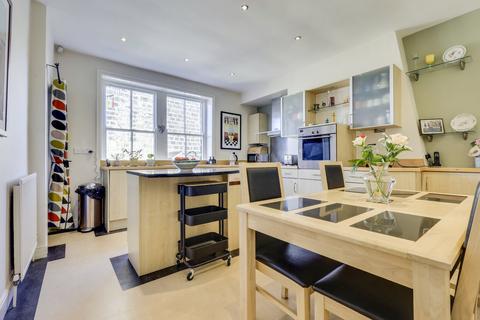 4 bedroom terraced house for sale, Micklefield Lane, Rawdon, Leeds, West Yorkshire, LS19