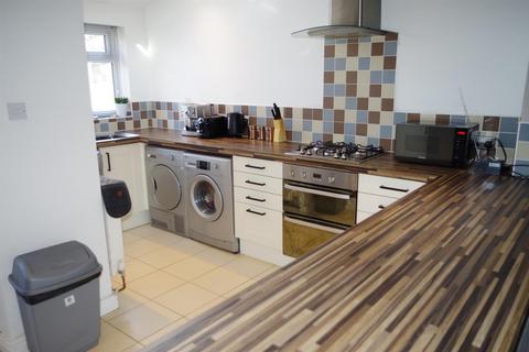 16 Dark Lane, Blackrod, Bolton, BL6 5JL