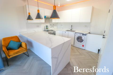 2 bedroom apartment for sale, St. Marys Lane, Upminster, RM14