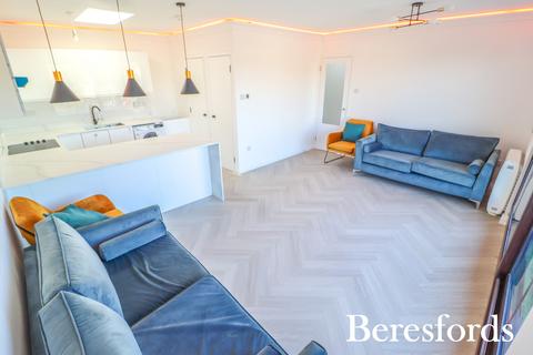 2 bedroom apartment for sale, St. Marys Lane, Upminster, RM14