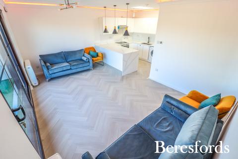 2 bedroom apartment for sale, St. Marys Lane, Upminster, RM14