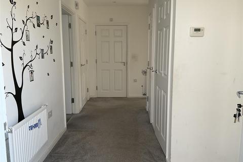 2 bedroom ground floor maisonette for sale, Fern Copse, Great Bookham, Leatherhead, Surrey