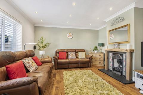 11 Winston Way, Old Woking, Woking, GU22 9HR