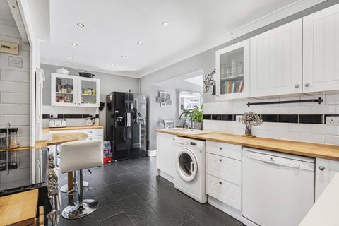 11 Winston Way, Old Woking, Woking, GU22 9HR
