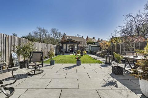 11 Winston Way, Old Woking, Woking, GU22 9HR