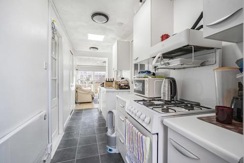 11 Winston Way, Old Woking, Woking, GU22 9HR