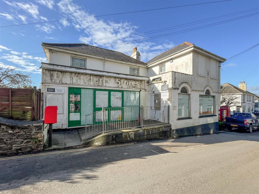 Torpoint PL11 Retail property (high street) - £525,000